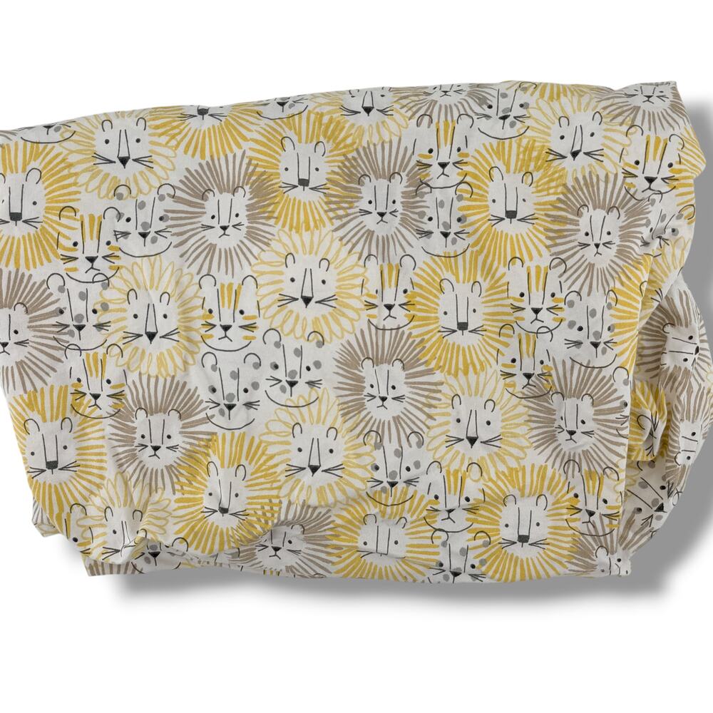 Pottery Barn Emery Lion Organic Cotton Crib Fitted Sheet Yellow White
